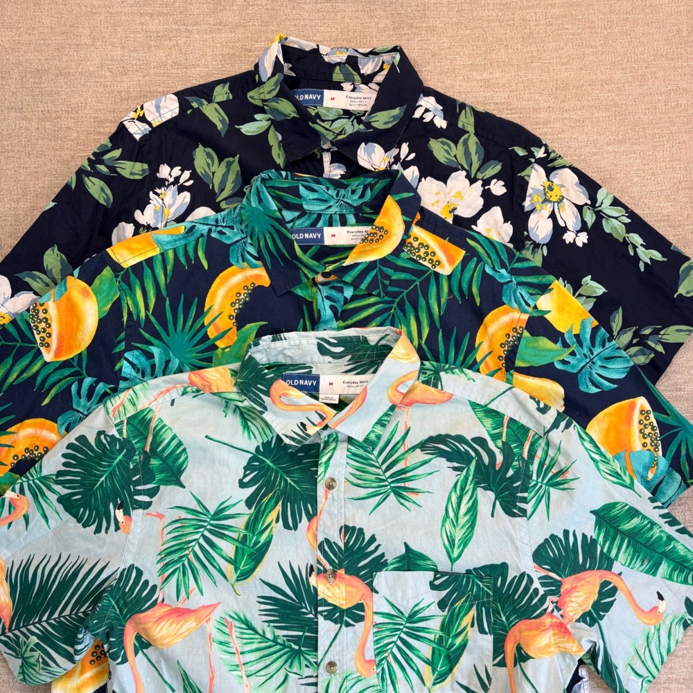Lot of 3 Old Navy Mens Everyday Shirt Tropical Floral Flamingo Short Sleeve Med